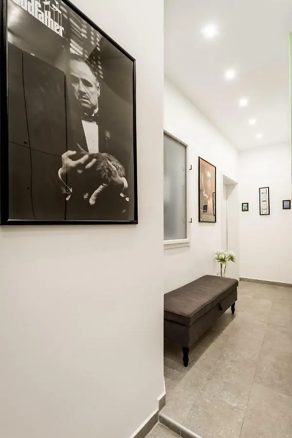 Hello Downtown Apartment - Movie Budapest