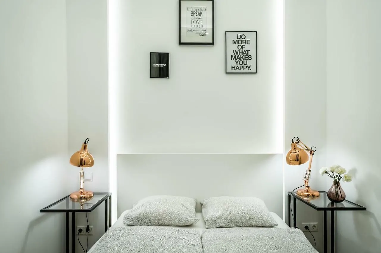 Hello Downtown Apartment - Movie Budapest